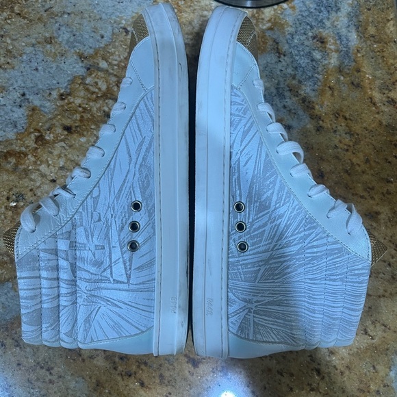 P448 leather woman’s shoes.  Size 8 - Picture 9 of 10